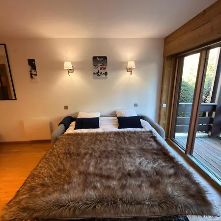 Cozy Minutes To Telepherique Апартаменти *